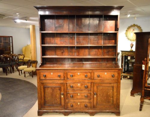 An Oak Early 19th Century Welsh Dresser & Rack