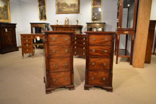 A Pair of Mahogany 19th Century Antique Bedside Chests