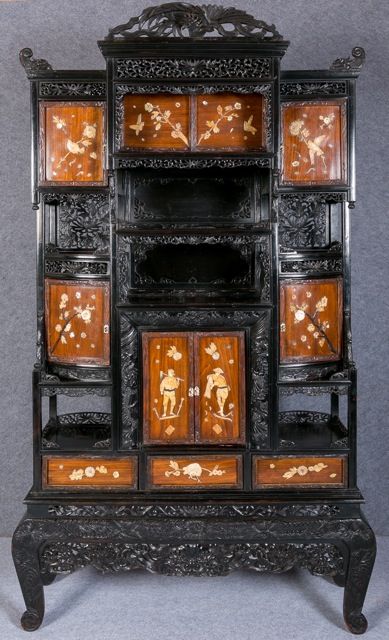 A Finely Carved Large Meiji Period Japanese Shodana