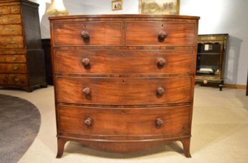 A Fine Mahogany Regency Period Antique Bow Front Chest of Drawers