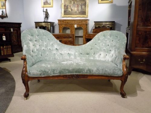 A Walnut Victorian Period Antique Chaise Longue