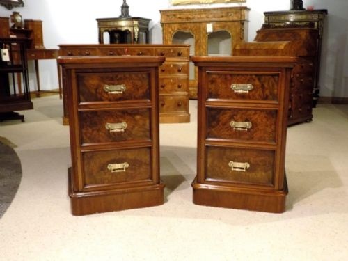 A Fine Quality Pair of Walnut & Burr Walnut Victorian Period Antique Bedside Chests.