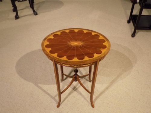 A Beautiful Mahogany, Satinwood & Marquetry Inlaid Edwardian Period Oval Occasional Table.