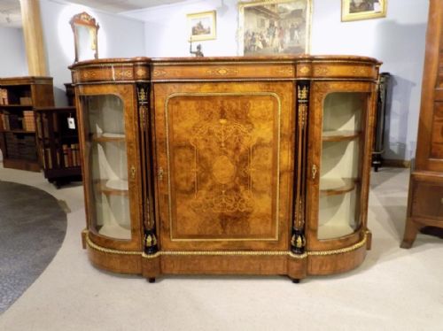 A Fine Quality Burr Walnut & Ormolu Mounted Inlaid Victorian Period Credenza.