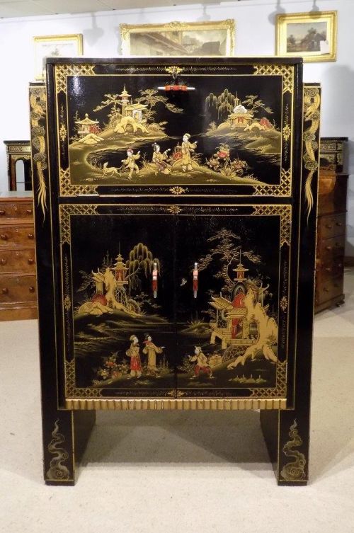 A Striking Chinoiserie Lacquered Art Deco Period Cocktail Cabinet
