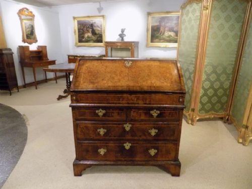 A Fine Walnut and Burr Oak George I Period Antique Bureau.