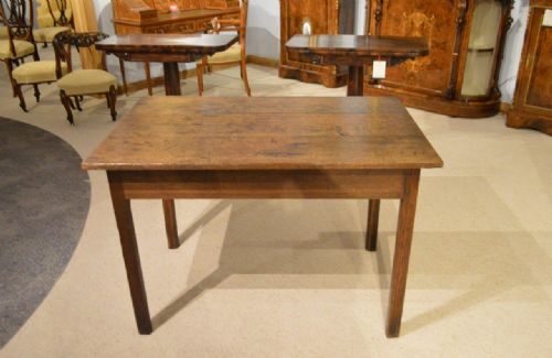 An Oak Early 19th Century Antique Kitchen Table.