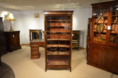 A Fine Quality Brass Inlaid Rosewood Victorian Period Display Cabinet by Collinson & Lock of London.