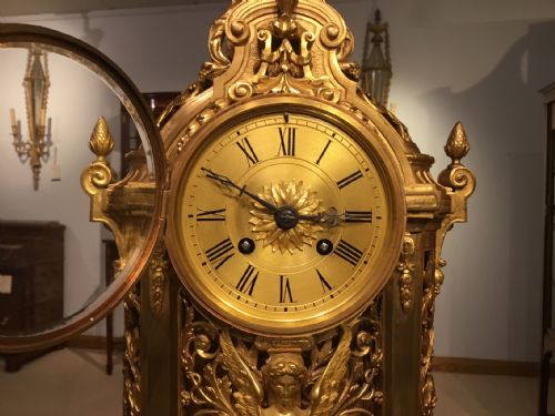 fig 2. A Beautiful Late 19th Century French ormolu clock garniture with a Japy Freres movement.