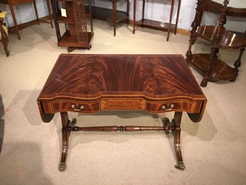 A Fine Quality Flame Mahogany Edwardian Period Antique Sofa Table