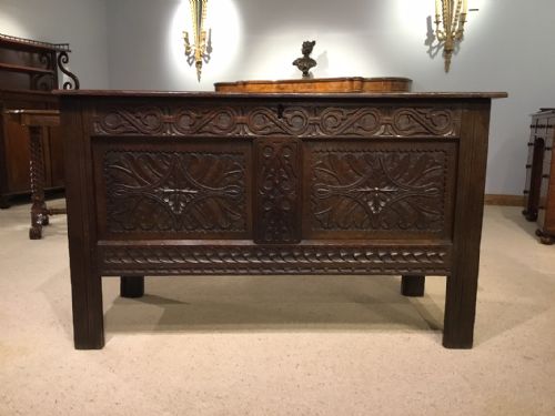 An Oak 17th Century Antique Coffer.