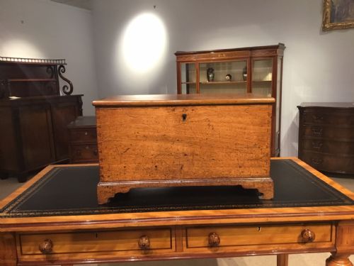 A Small Mahogany Early 18th Century Antique Box