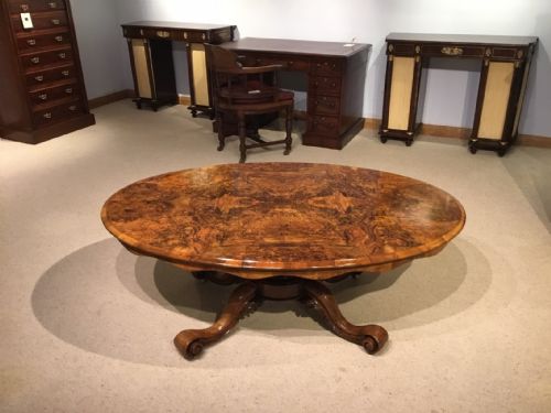 A Beautiful Burr Walnut Victorian Period Antique Oval Coffee Table.