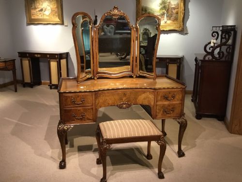 fig 1. A Fine quality walnut & parcel gilt Edwardian Period antique dressing table & stool.