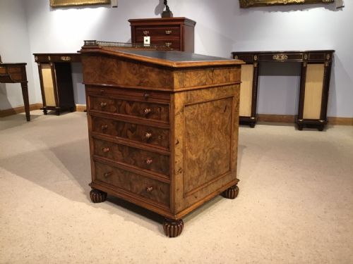 A Superb Quality Burr Walnut Early Victorian Period by Gillows of Lancaster.
