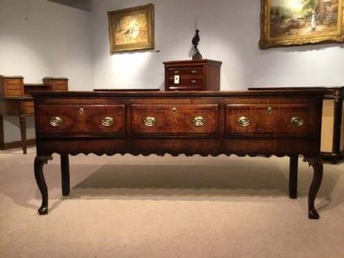 A Good English Oak 18th Century Antique Dresser Base.