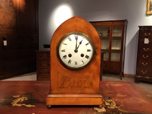 A Satinwood Edwardian Period Lancet Shaped Mantle Clock