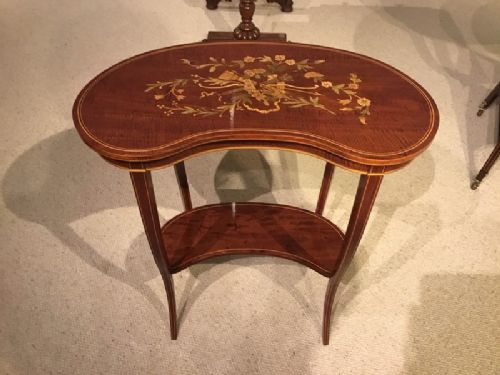 A Beautiful Mahogany and Marquetry Inlaid Edwardian Period Kidney Shaped Occasional Table.