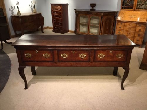 An Oak 18th Century Antique Dresser Base