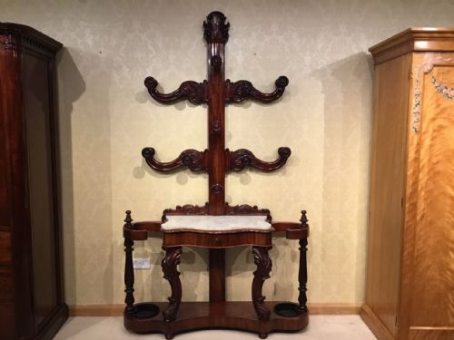 A Fine Quality Mahogany Early Victorian Period Country House Hall Stand