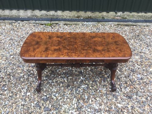 A Beautiful Burr Walnut Victorian Period Antique Coffee Table
