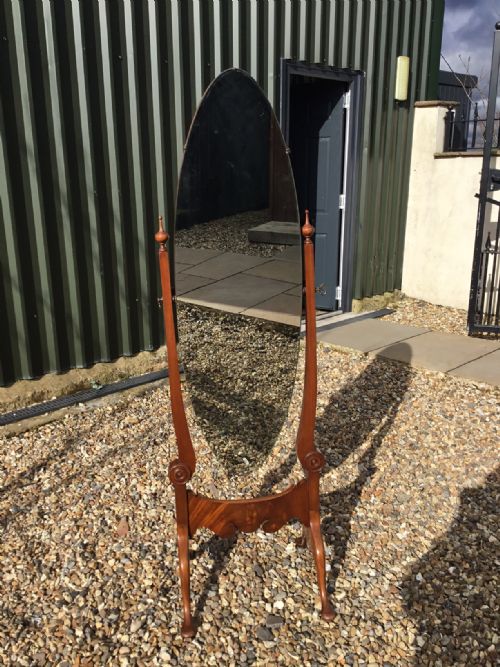 An Edwardian Period Mahogany Antique Cheval Dressing Mirror.