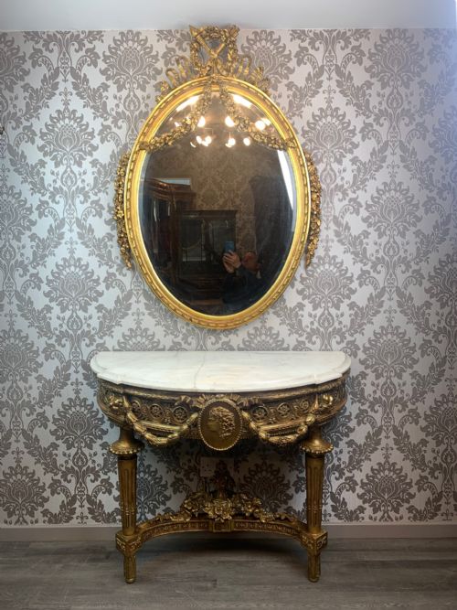 A Beautiful 19th Century French Carved Gilt Wood Console Table and Mirror