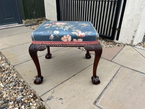 A Fine Quality Edwardian Period Chippendale Style Dressing Stool