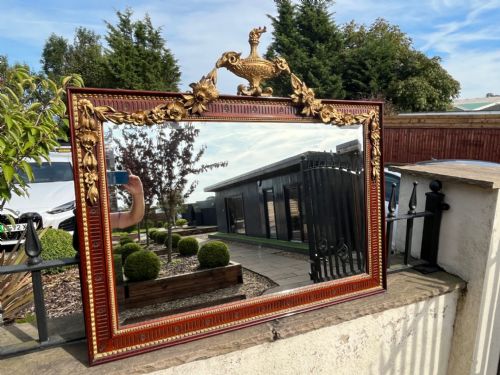 A Fine Quality Large Scale Late 19th Century Antique Gilt Wood Mirror.