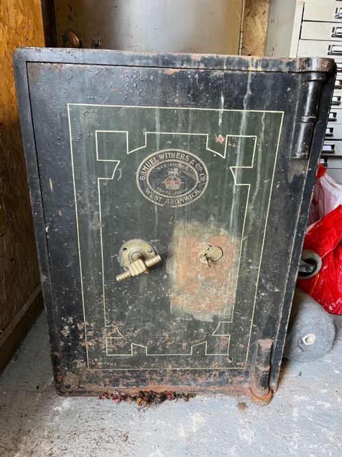 A Victorian Period Cast Iron Safe for Restoration by Samuel Withers & Co, Birmingham