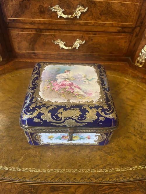 A 19th Century French Sevres Porcelain Box