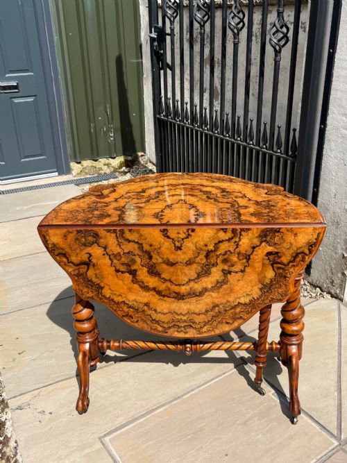 A Beautiful Victorian Period Burr Walnut Shaped Sutherland Table