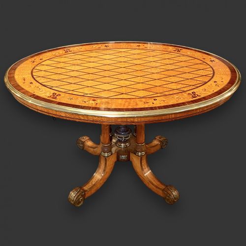 A Stunning Quality Victorian Period Oval Centre Table.