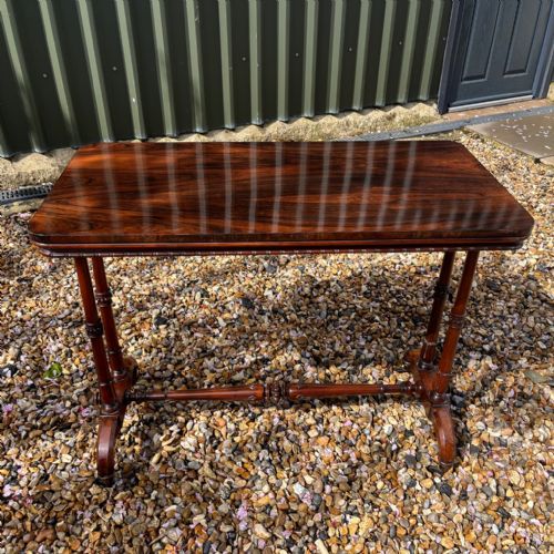 A Fine Quality William IV Period Rosewood Library Table.