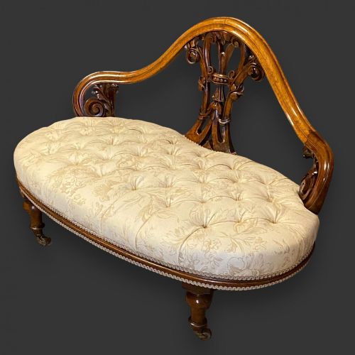 A Beautiful Victorian Period Walnut Boudoir Sofa