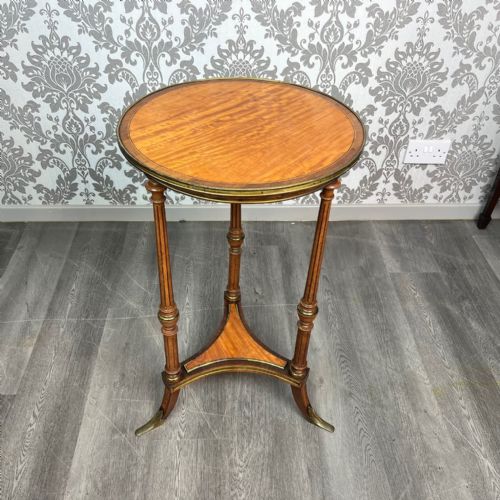 An Elegant Fine Quality 19th Century Satinwood and Brass Mounted Wine Table