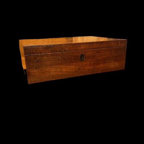 A Georgian Period Mahogany Antique Sewing Box