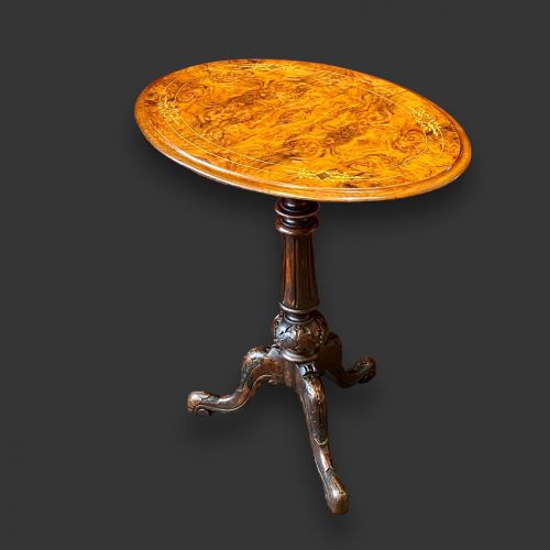 A Lovely Victorian Period Burr Walnut Antique Lamp Table