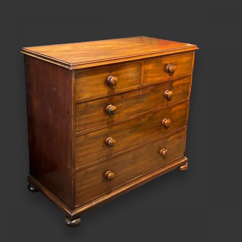 A Victorian Period Mahogany Antique Chest of Drawers