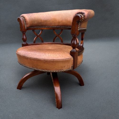 A Super Quality Edwardian Period Mahogany and Leather Desk Chair