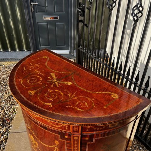 AN EXHIBITION QUALITY EDWARDS AND ROBERTS OF LONDON DEMI LUNE SIDE CABINET - ADDITIONAL PHOTO 7