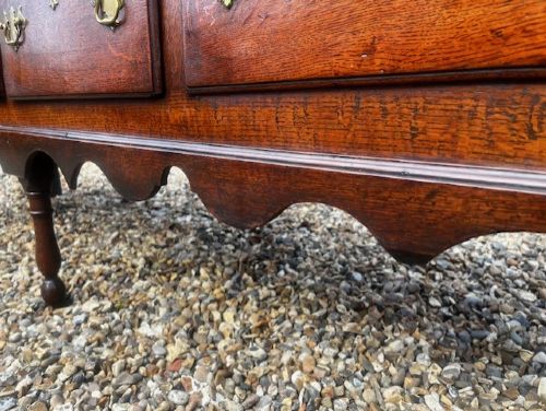 A George III Period oak dresser base View VIII