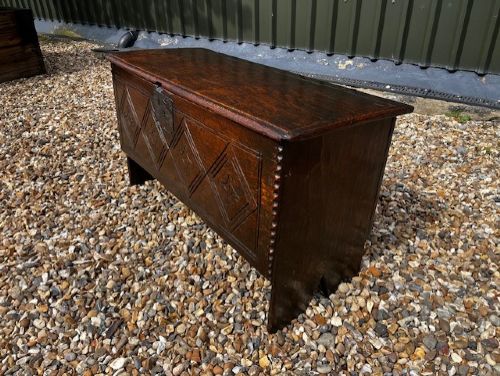 A Good Late 17th Century Oak Five Plank Coffer View IV