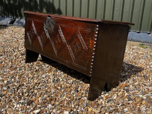 A Good Late 17th Century Oak Five Plank Coffer View XII