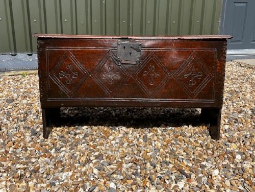A Good Late 17th Century Oak Five Plank Coffer View XIII