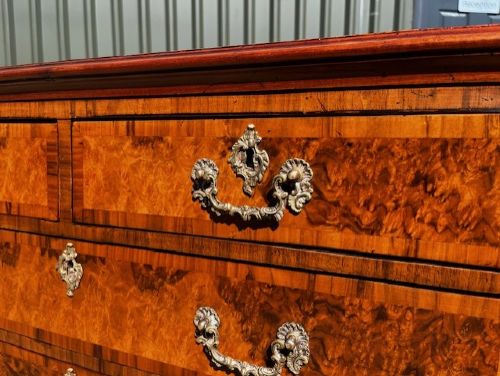 A Fine Quality George III Style Burr Walnut Chest Of Drawers View V