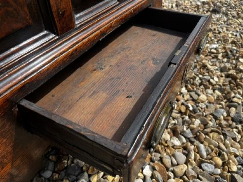 A RARE 18TH CENTURY WELSH OAK COFFOR BACH - ADDITIONAL PHOTO 9