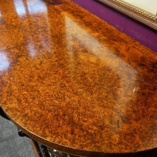 A STUNNING QUALITY EARLY VICTORIAN PERIOD GONALO ALVES AND AMBOYNA BOOKCASECREDENZA - ADDITIONAL PHOTO 5