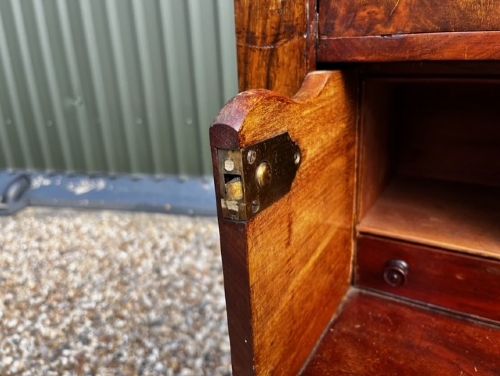 A VICTORIAN PERIOD WALNUT SECRETAIRE WELLINGTON CHEST - ADDITIONAL PHOTO 4