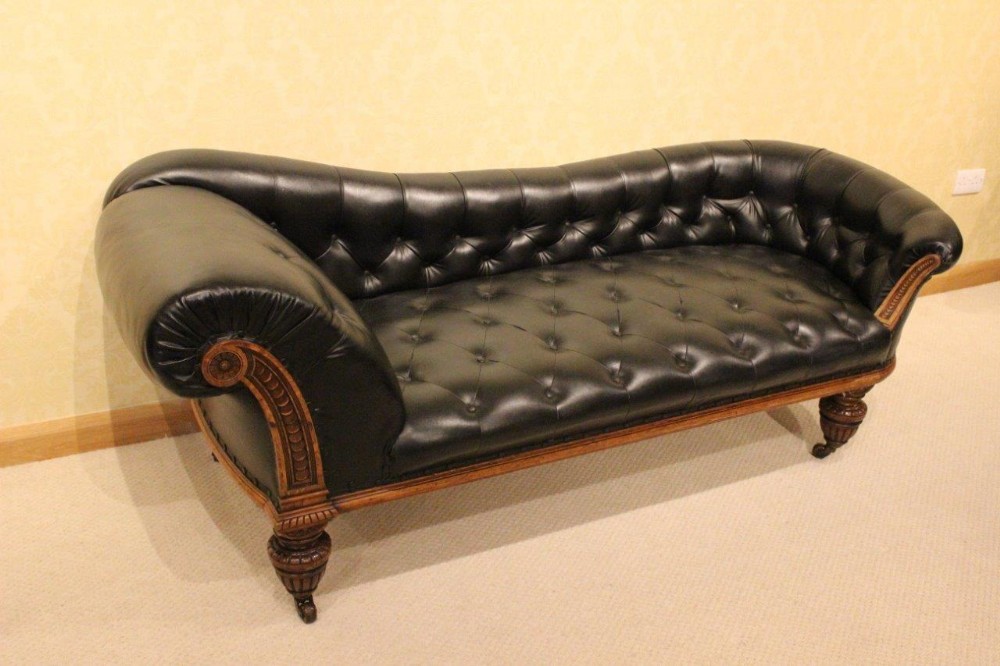 A Large Oak Victorian Aesthetic Period Antique Chaise Longue